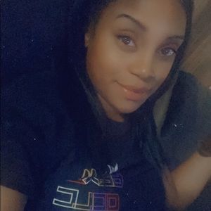 Meet your Posher, Caprece